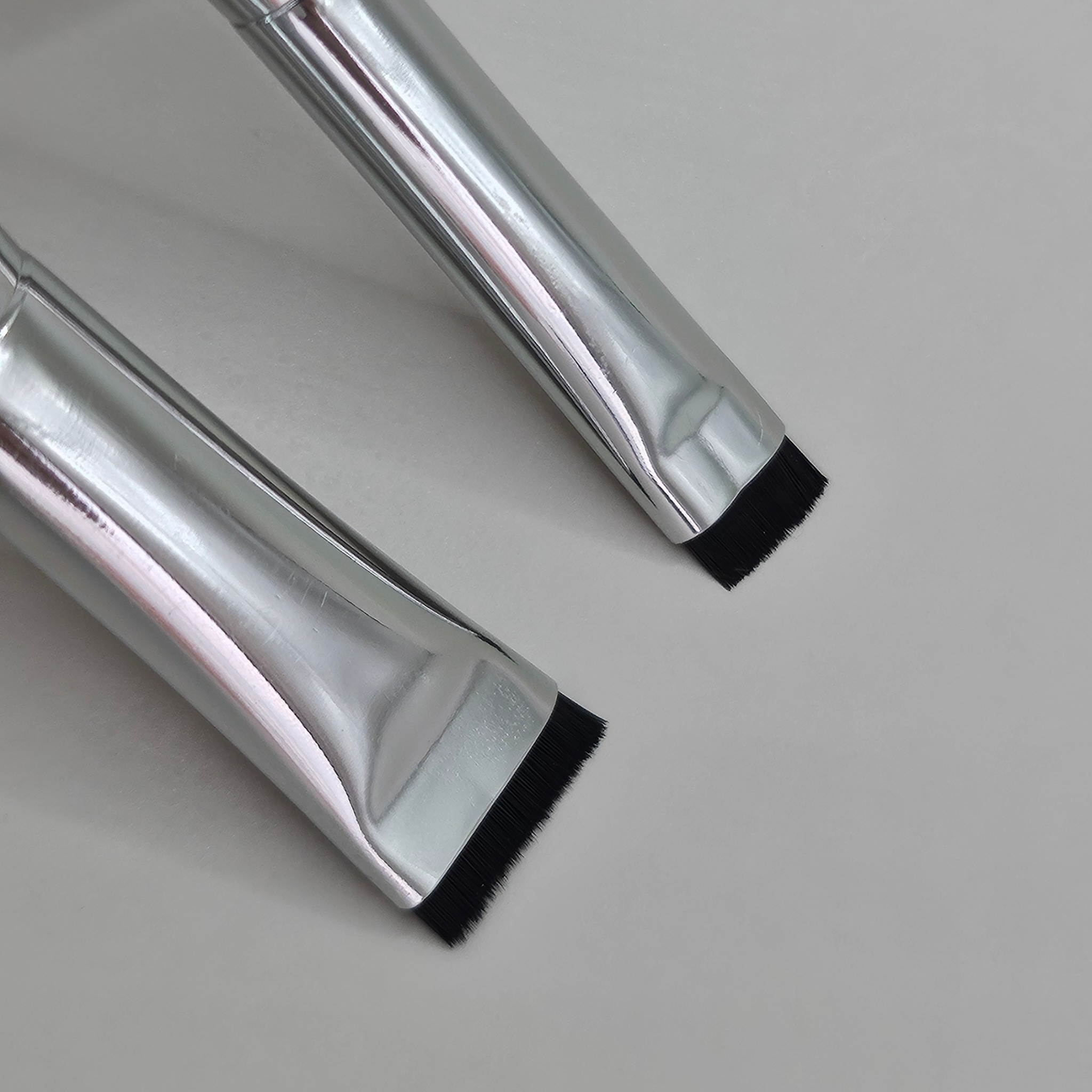 early lift flat brushes detail